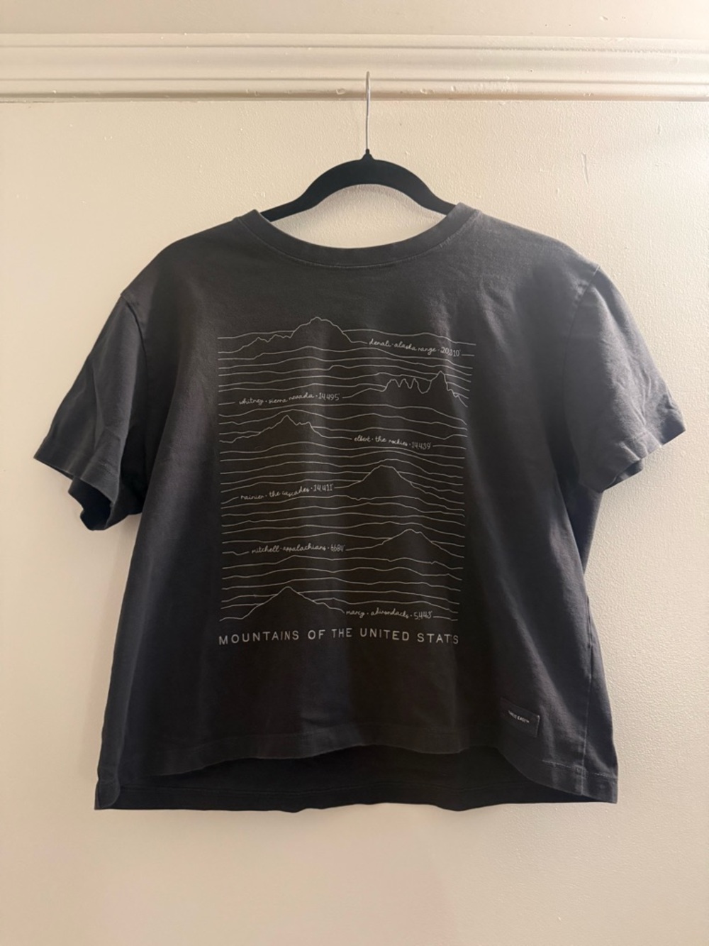 Women's Mountains of the US Short Sleeve Crusher Boxy Fit Black Tee Small S
